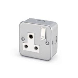 Metal Clad Single Sockets 15a